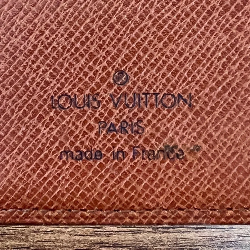 Louis Vuitton Monogram Bifold Wallet - Picture 3 of 8